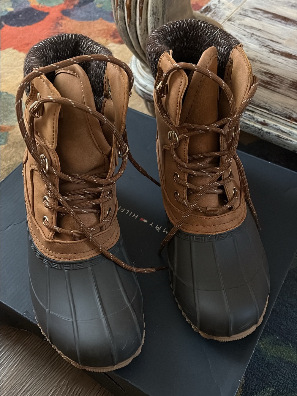 Tommy Hilfiger Men’s Tan and Black Waterproof Snow Boots